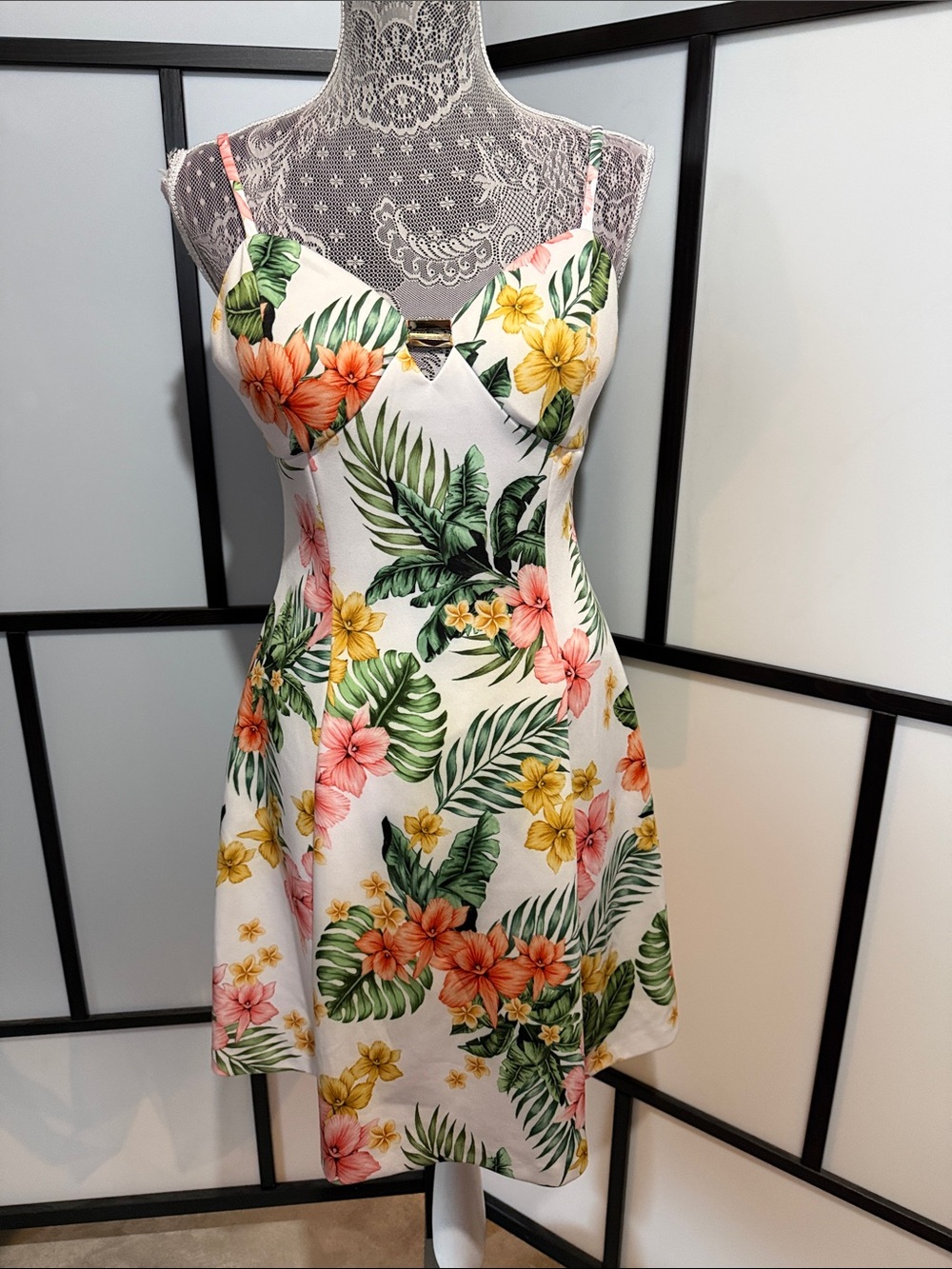 Guess White Floral Tropical Spaghetti-Strap Mini Dress